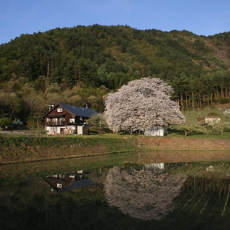Готель Azumino Backpackers 山の風 Matsukawa Екстер'єр фото