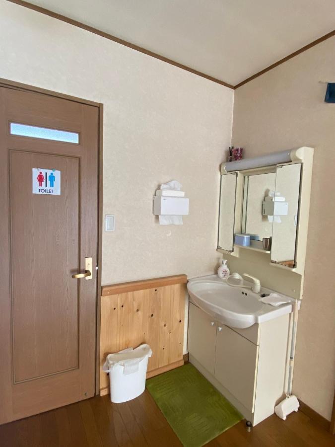 Готель Azumino Backpackers 山の風 Matsukawa Екстер'єр фото