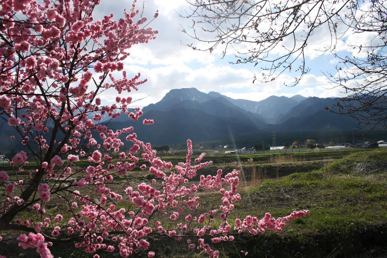 Готель Azumino Backpackers 山の風 Matsukawa Екстер'єр фото